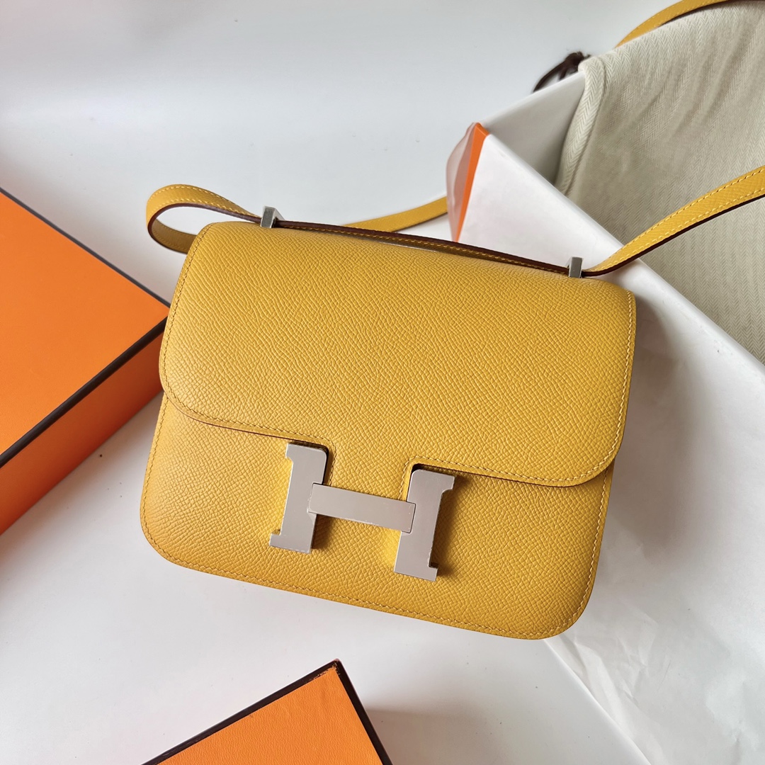 Hermes Constance 24cm Shoulder Bag In Yellow Amber Epsom Leather